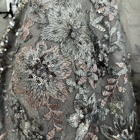 Mac Duggal V Neck Illusion Long Sleeve Embellished Evening Gown Plus Size 18 - Picture 7 of 11